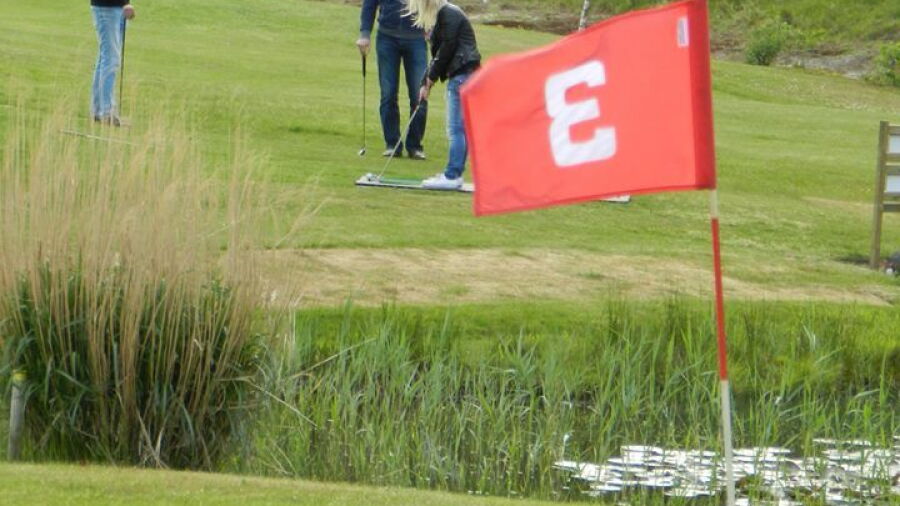 Country Golf Ees: #3