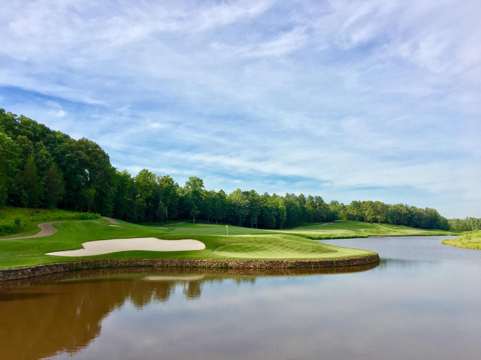 Par-5 18th hole from behind the green (Photo submitted by BrandonWebb on 06/20/2017)