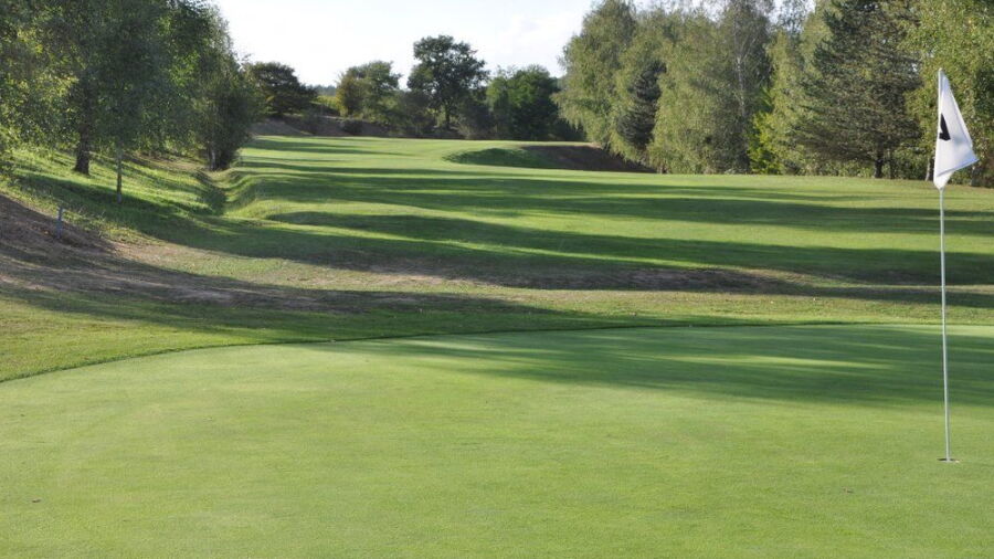 Chateau les Merles GC