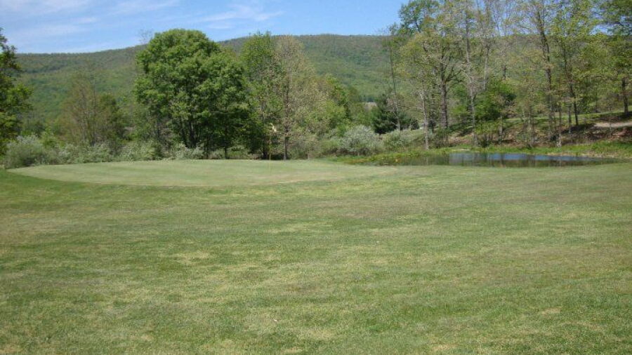Needle's Eye GC