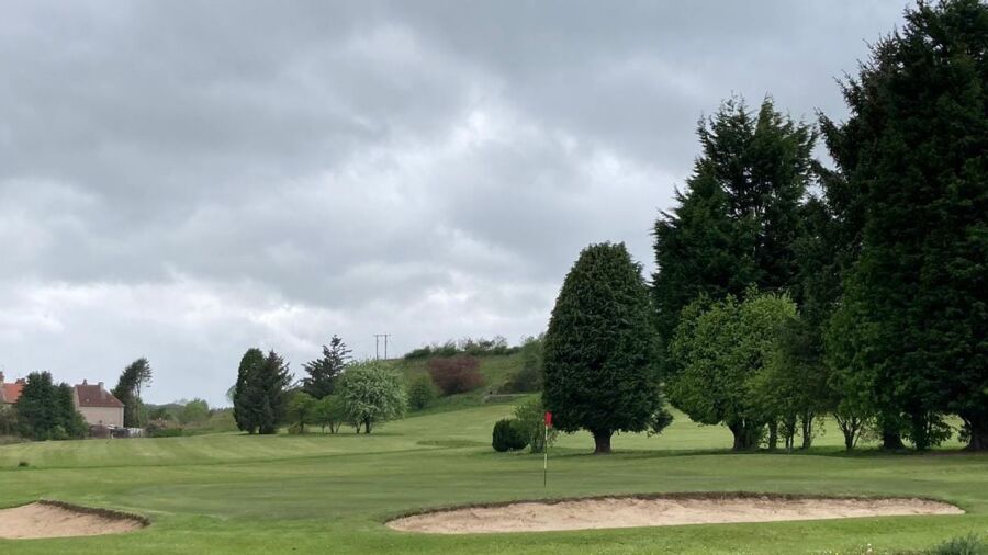 Leslie GC