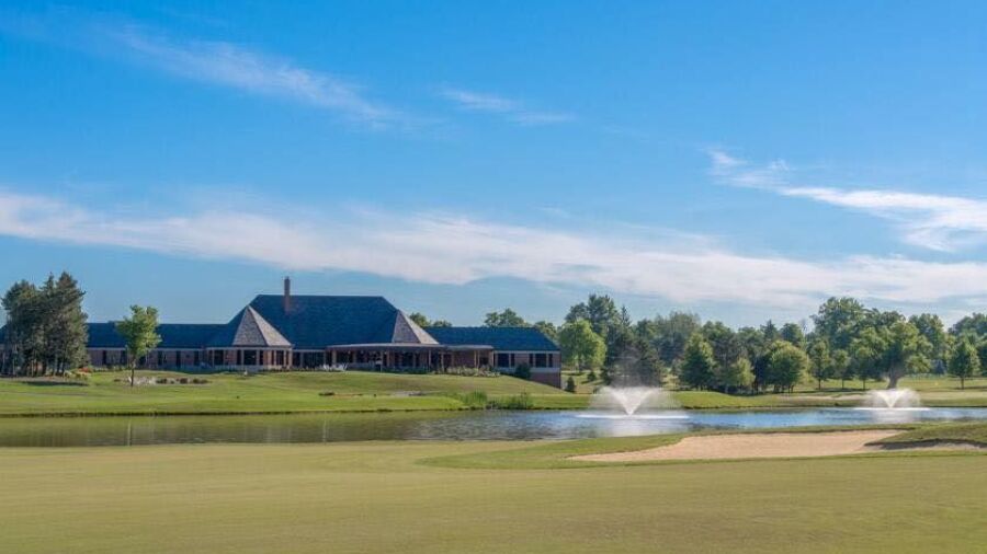 Walnut Creek CC: Clubhouse