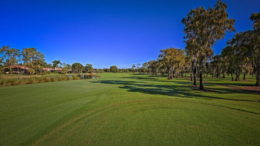 East at Imperial GC: #18