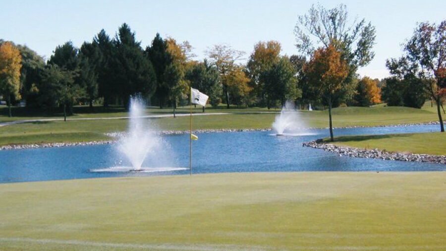 Berms at Sheboygan Town & Country GC: #7