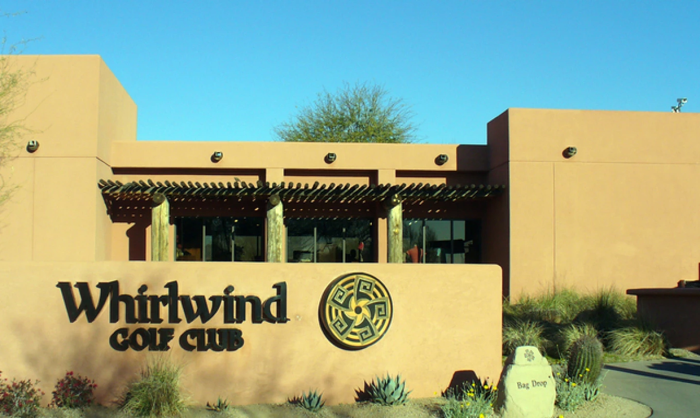 Whirlwind G.C. - clubhouse