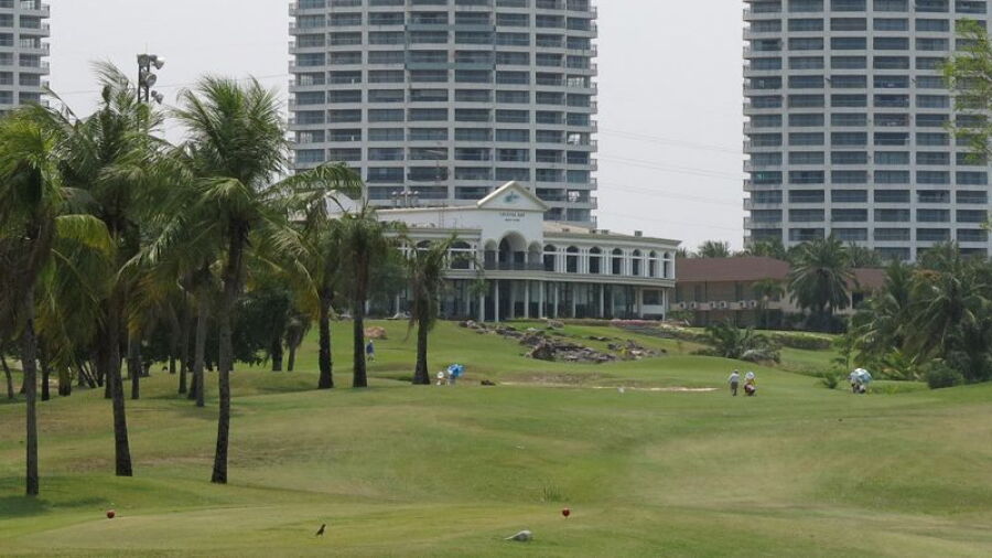 Crystal Bay GC & Resort