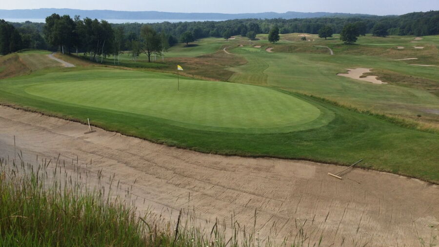Crystal Downs CC: #9