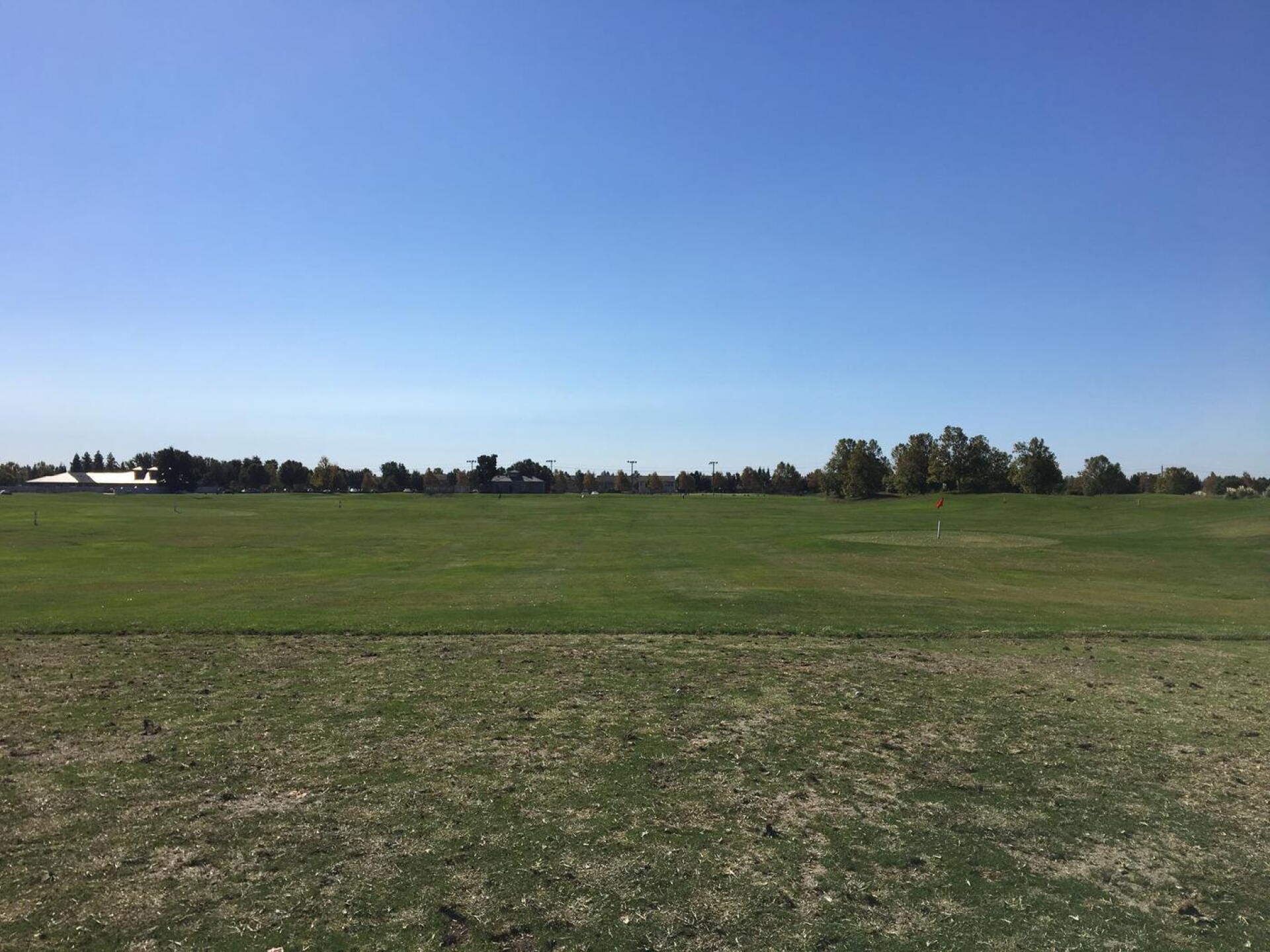 last minute shot of the driving range (Photo submitted by 20bgIHDfUhTRpMOfmXho on 10/14/2018)