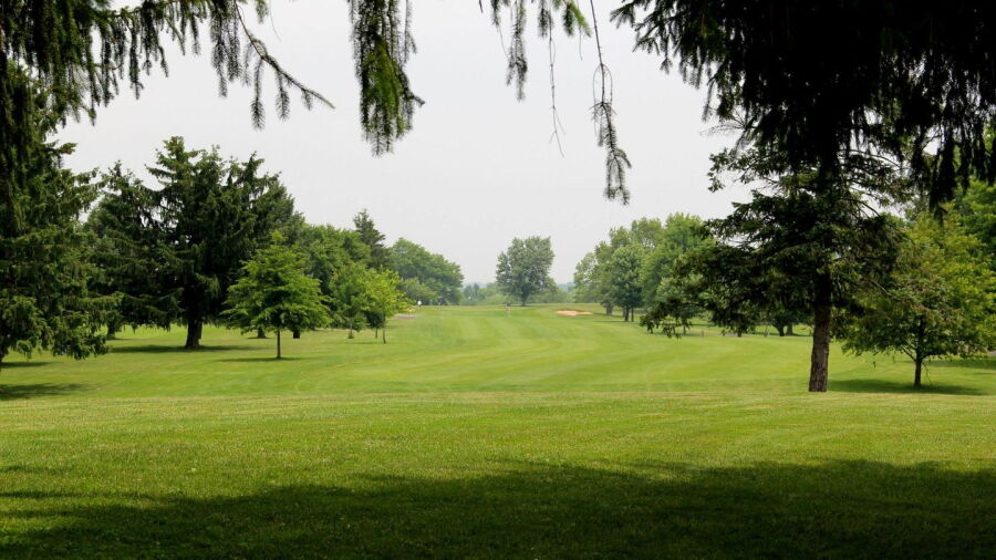 Blackwood GC: #17