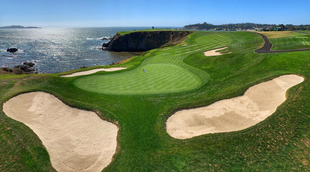 Pebble Beach - 8th hole