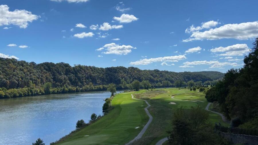 Pete Dye River course at Virginia Tech - views 