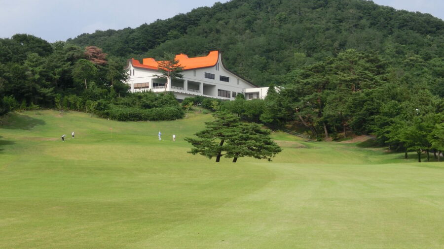 Ota Futaba GC: Clubhouse