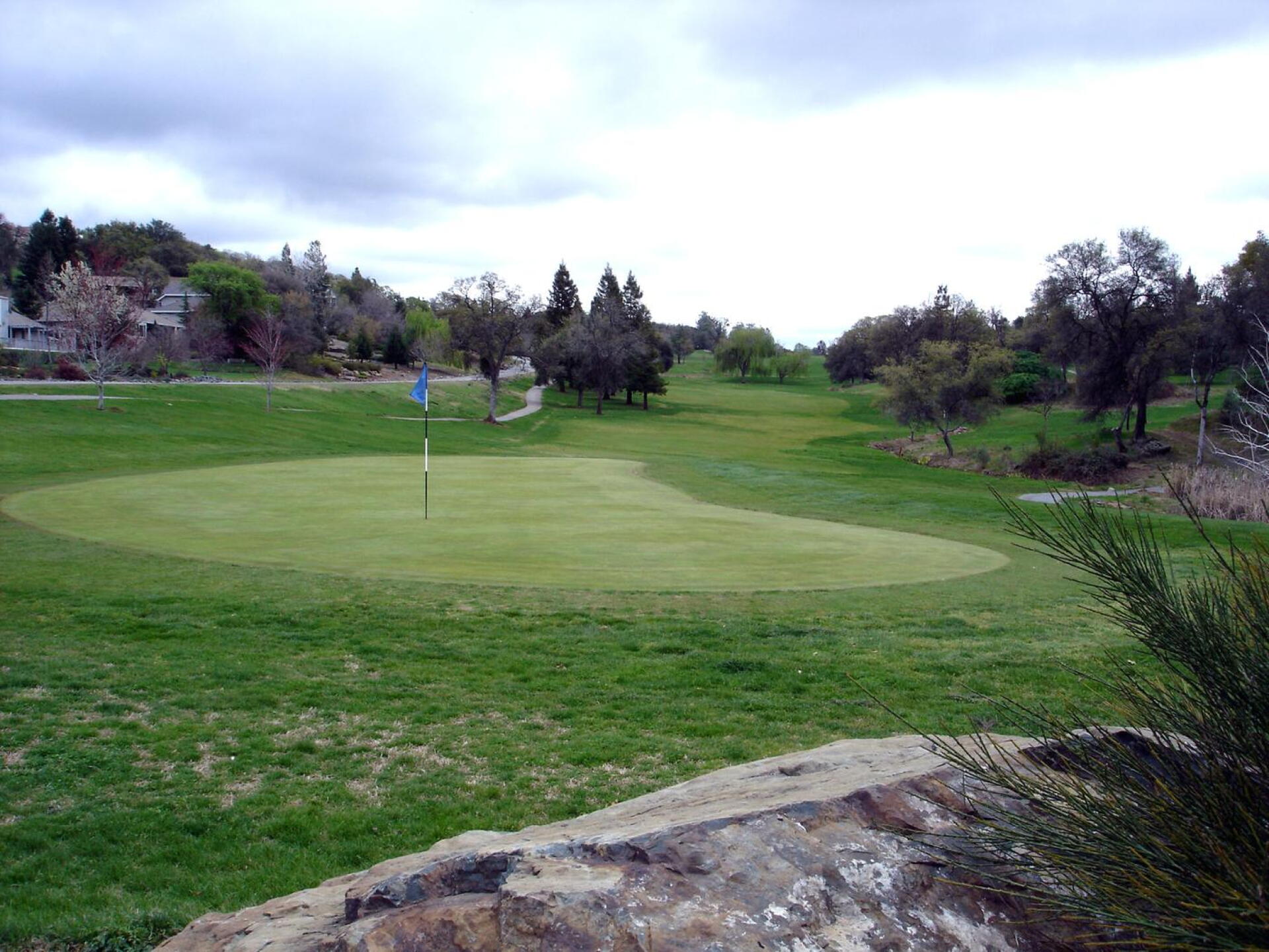 Auburn Valley GC, Hole 7, Par 4, 407 yds (Photo submitted by DYakimec on 06/21/2016)