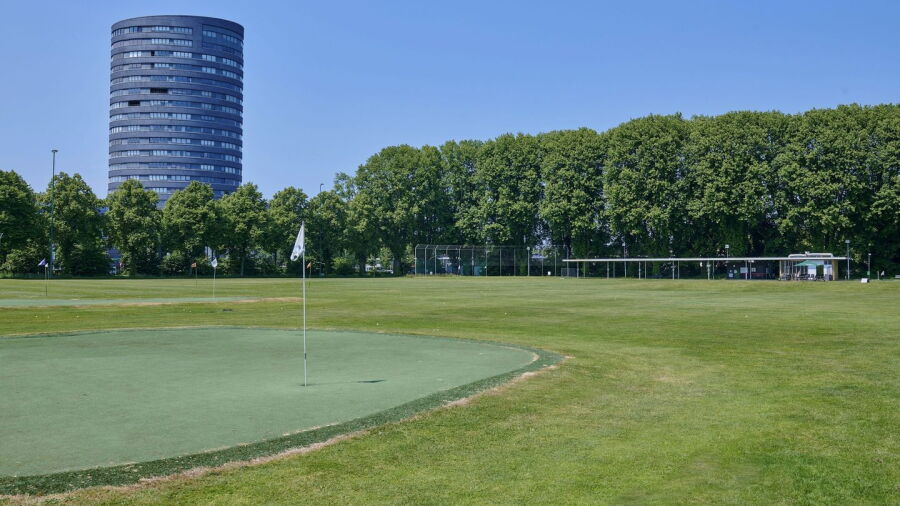 Eindhoven Golf Center: #6