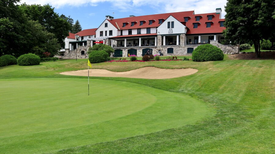 Beaconsfield GC: Clubhouse