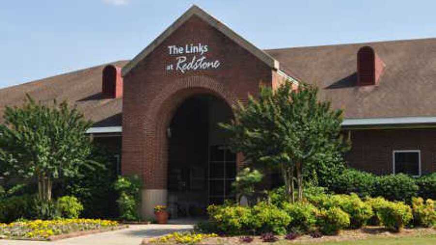 Links at Redstone: Clubhouse
