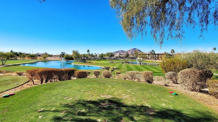 Scottsdale Silverado - views