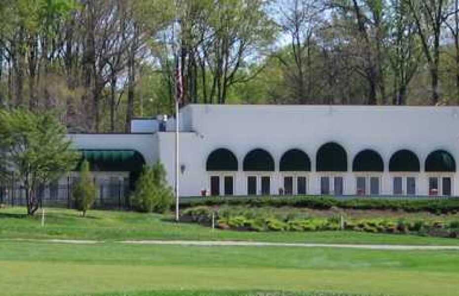 Chestnut ridge center image