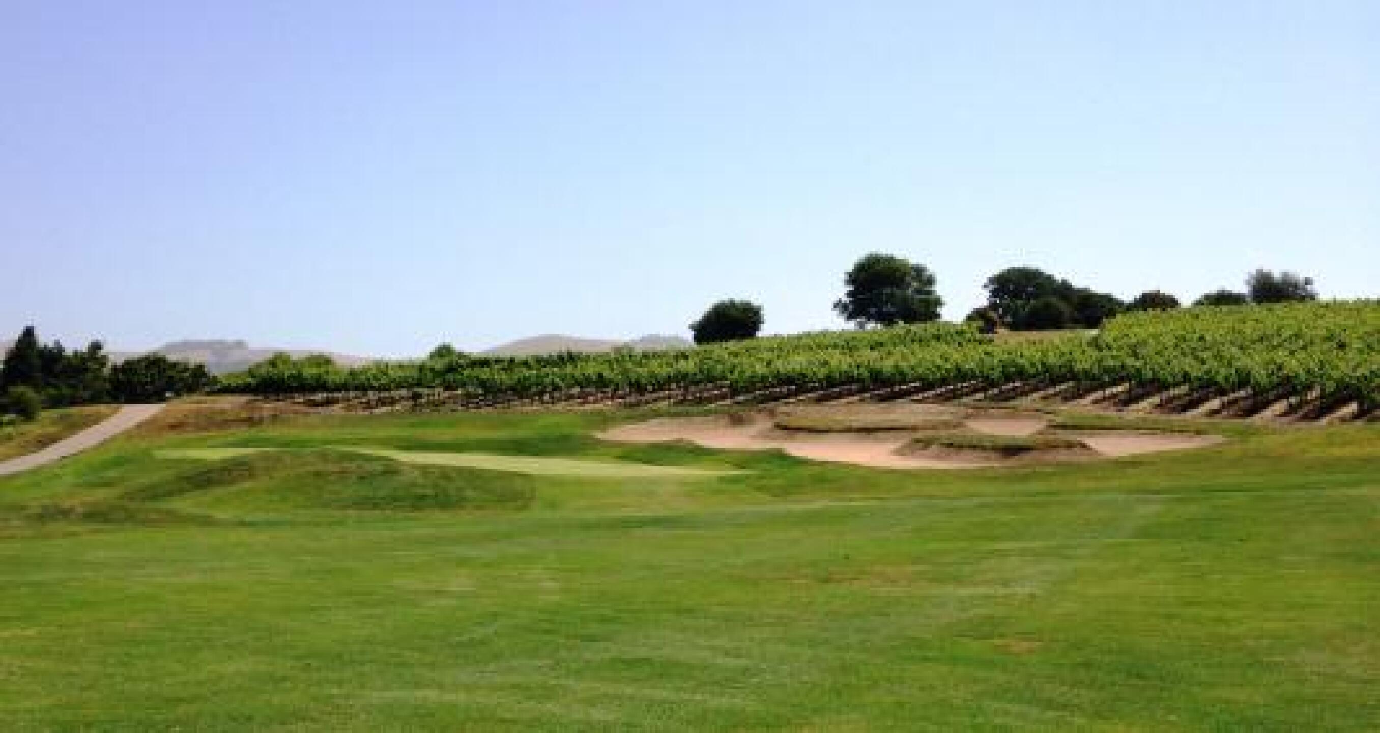 9th hole (Photo submitted by dasilvp on 06/02/2014)