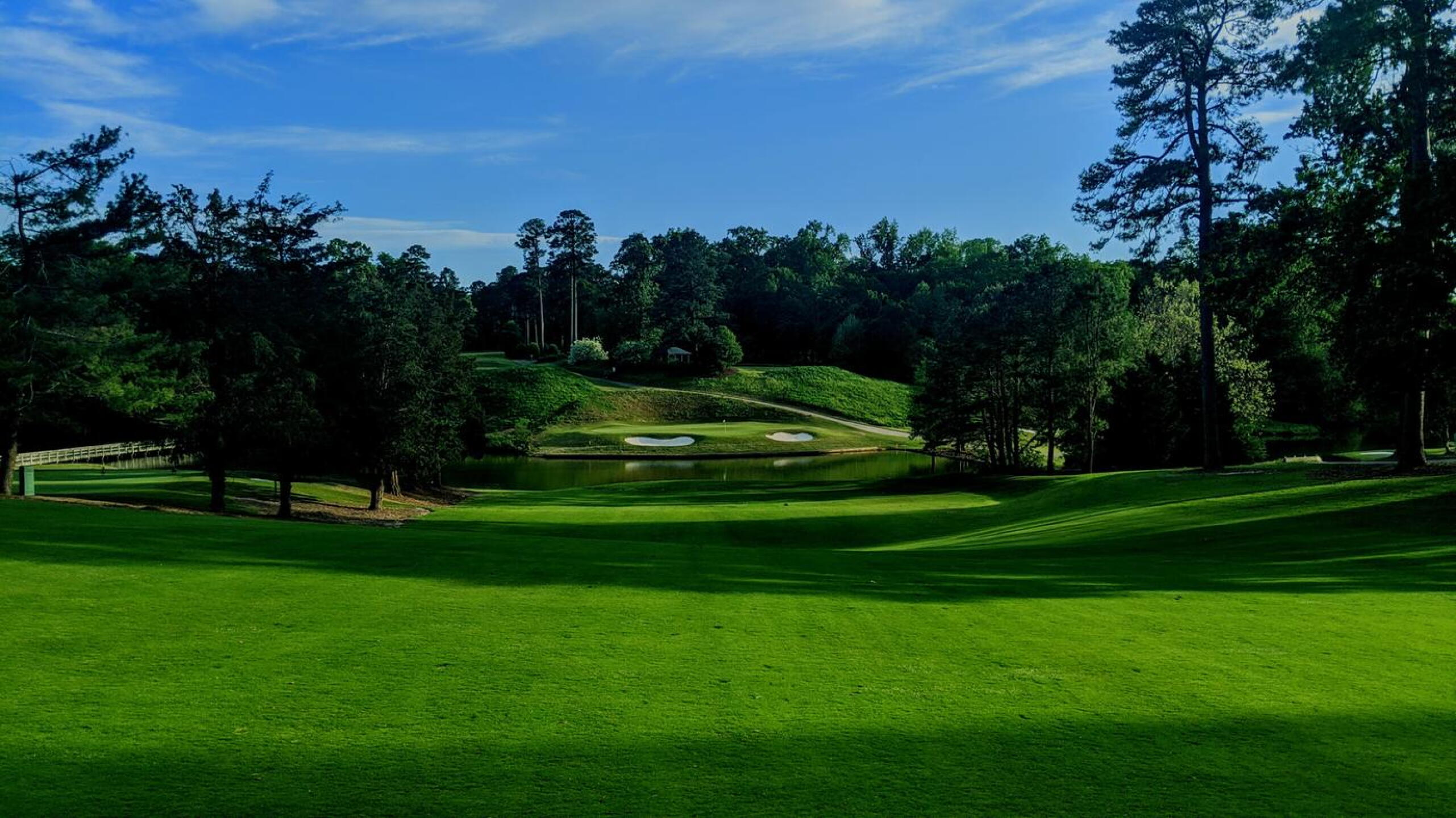 The par-5 2nd (Photo submitted by Back9Ben on 05/06/2020)