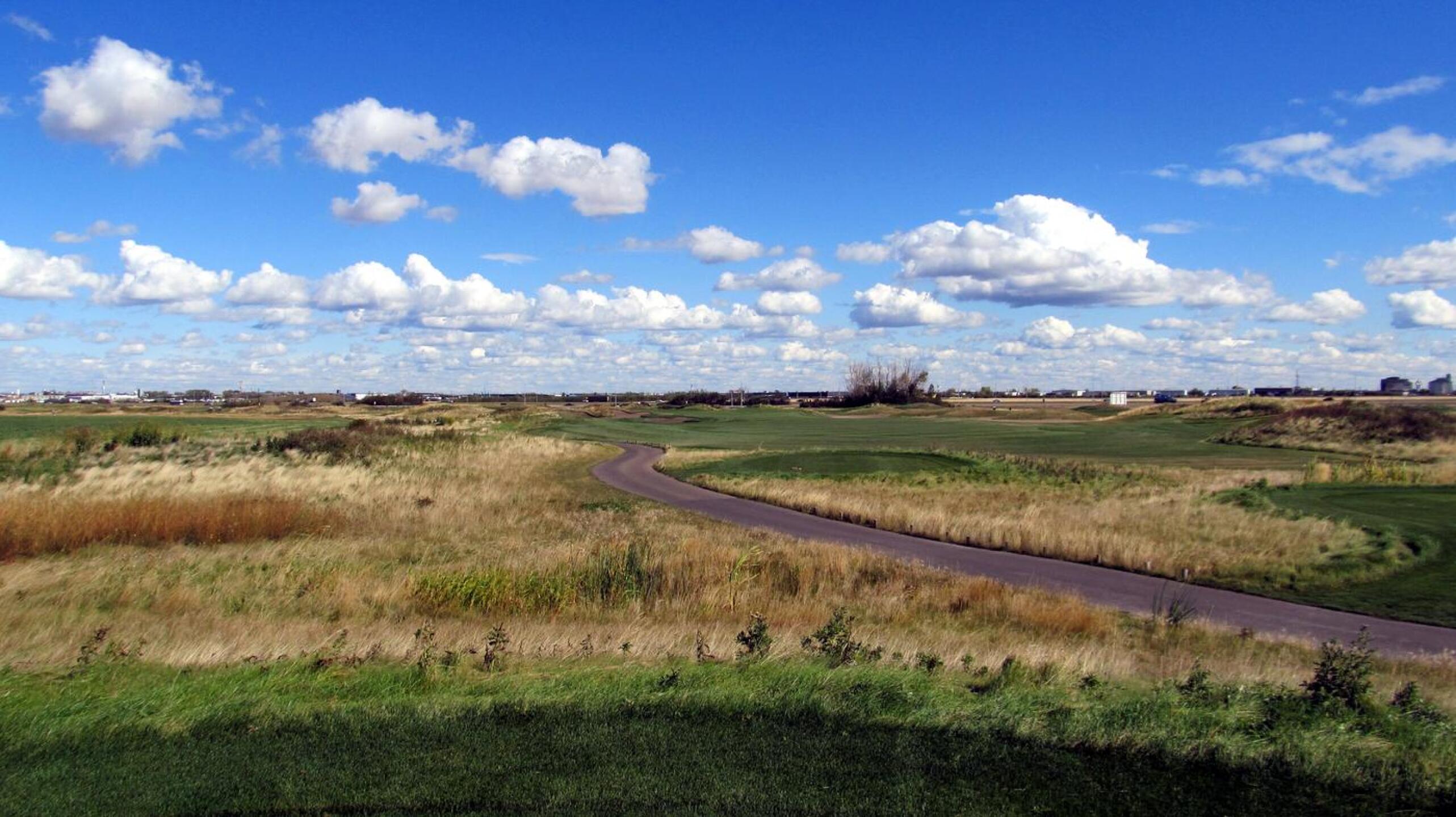 RedTail Landing GC, Hole 5, Par 5, 575 yds (Photo submitted by DYakimec on 03/19/2016)