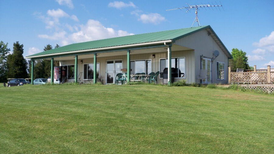 Cedarview GC: Clubhouse