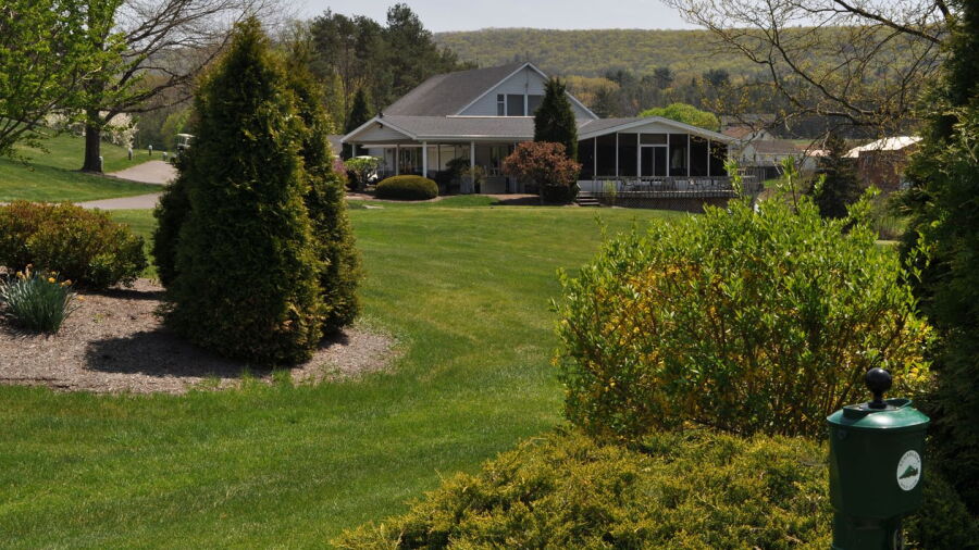 Sugarloaf GC: clubhouse
