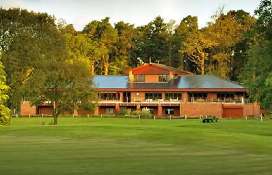 Bothwell Castle GC: Clubhouse