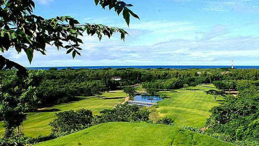 Hacienda Iguana Golf & Beach Club
