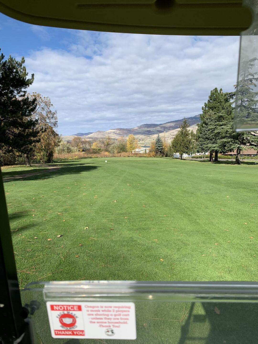 Beautiful day at Oak knoll (Photo submitted by Autumnwind78 on 10/31/2021)