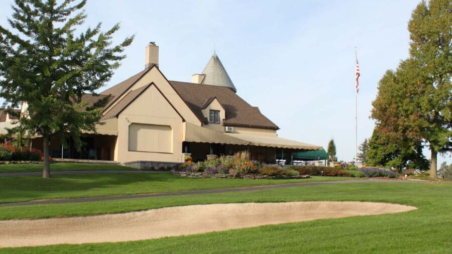 Brookfield CC: Clubhouse