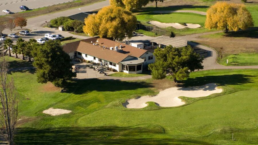 Moffett Field GC: clubhouse