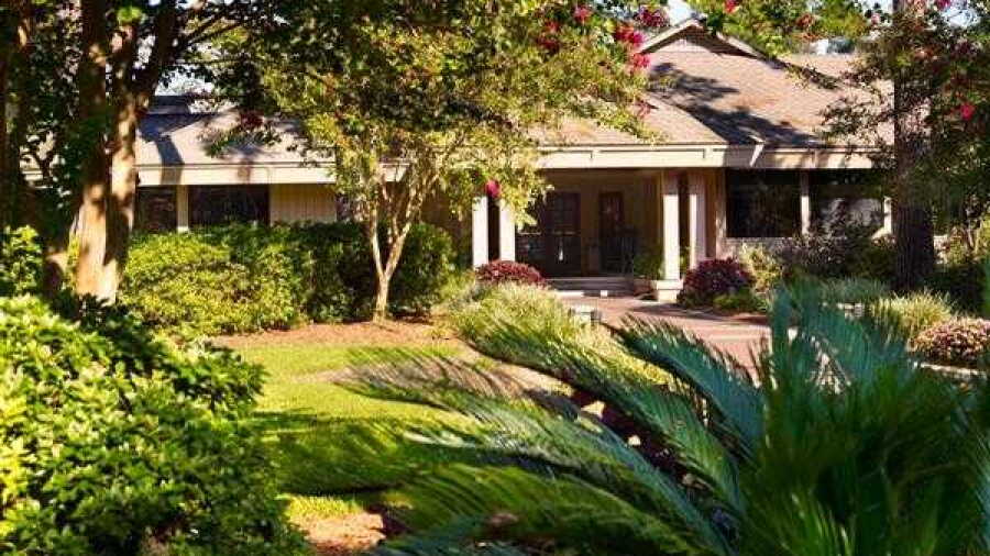 Magnolia at Landings Club: Clubhouse