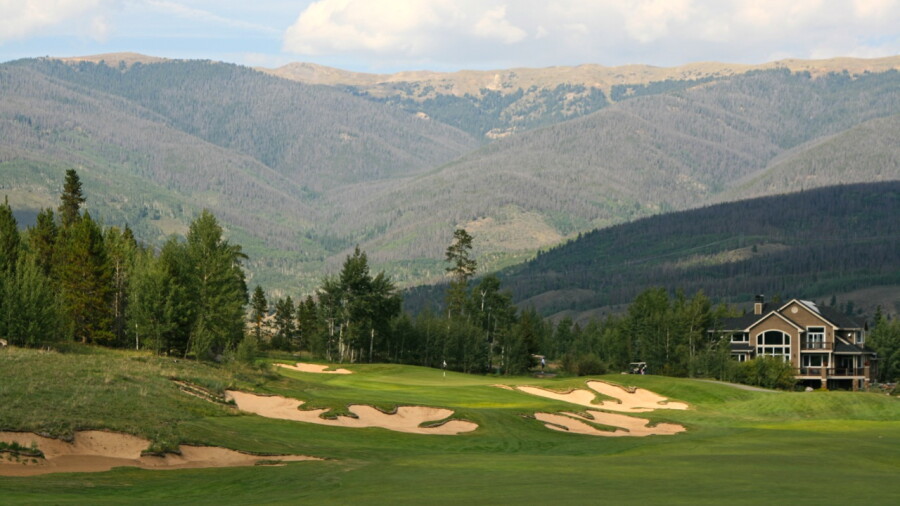 Raven Golf Club at Three Peaks - hole 7