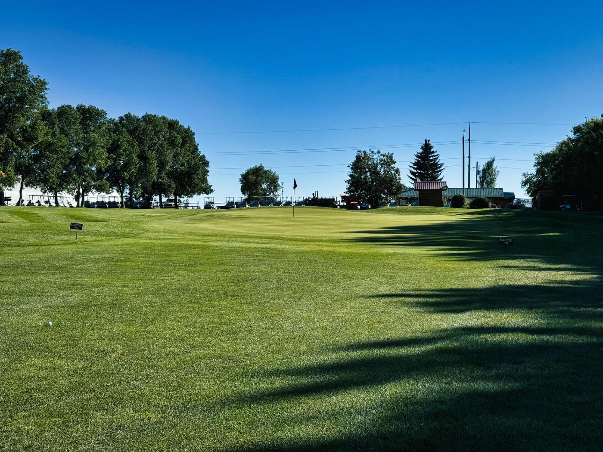 The Nursery G&CC, Hole 18, Par 5, 464 yds (Photo submitted by DYakimec on 12/09/2024)