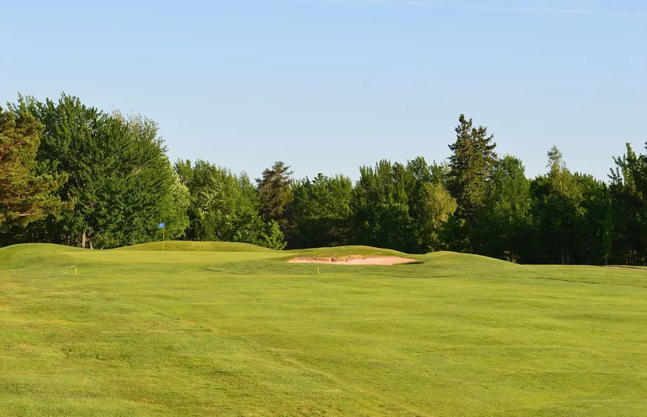 Moncton Golf and Country Club / #CanadaDo / Best Things to Do in Riverview