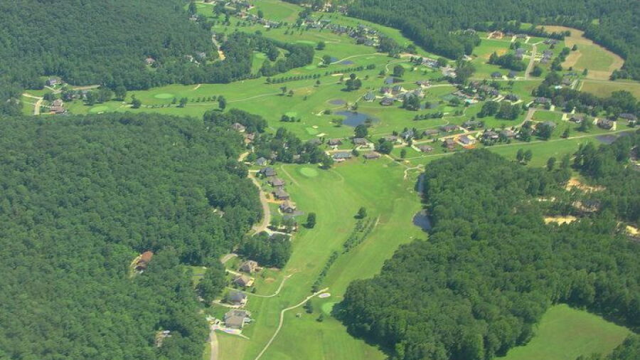 White Plains GC: Aerial view