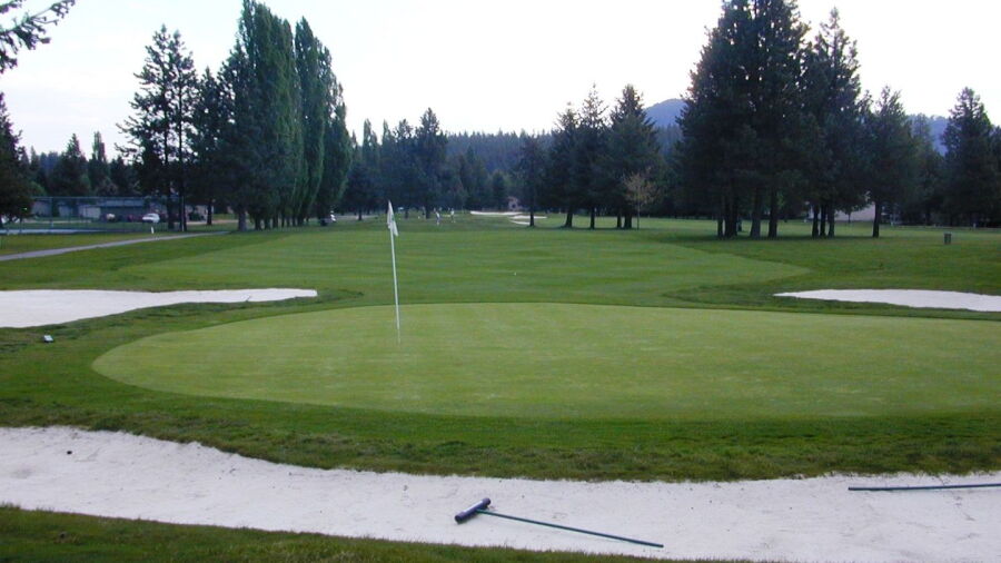 Twin Lakes Village GC