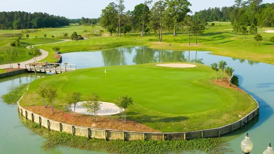Koasati Pines At Coushatta: Island green