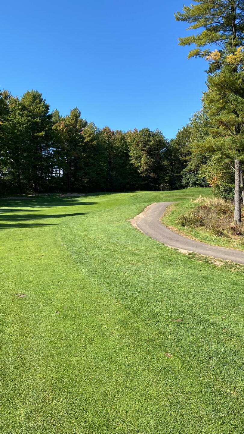 Approach on the 15th (Photo submitted by u781897561 on 10/04/2022)