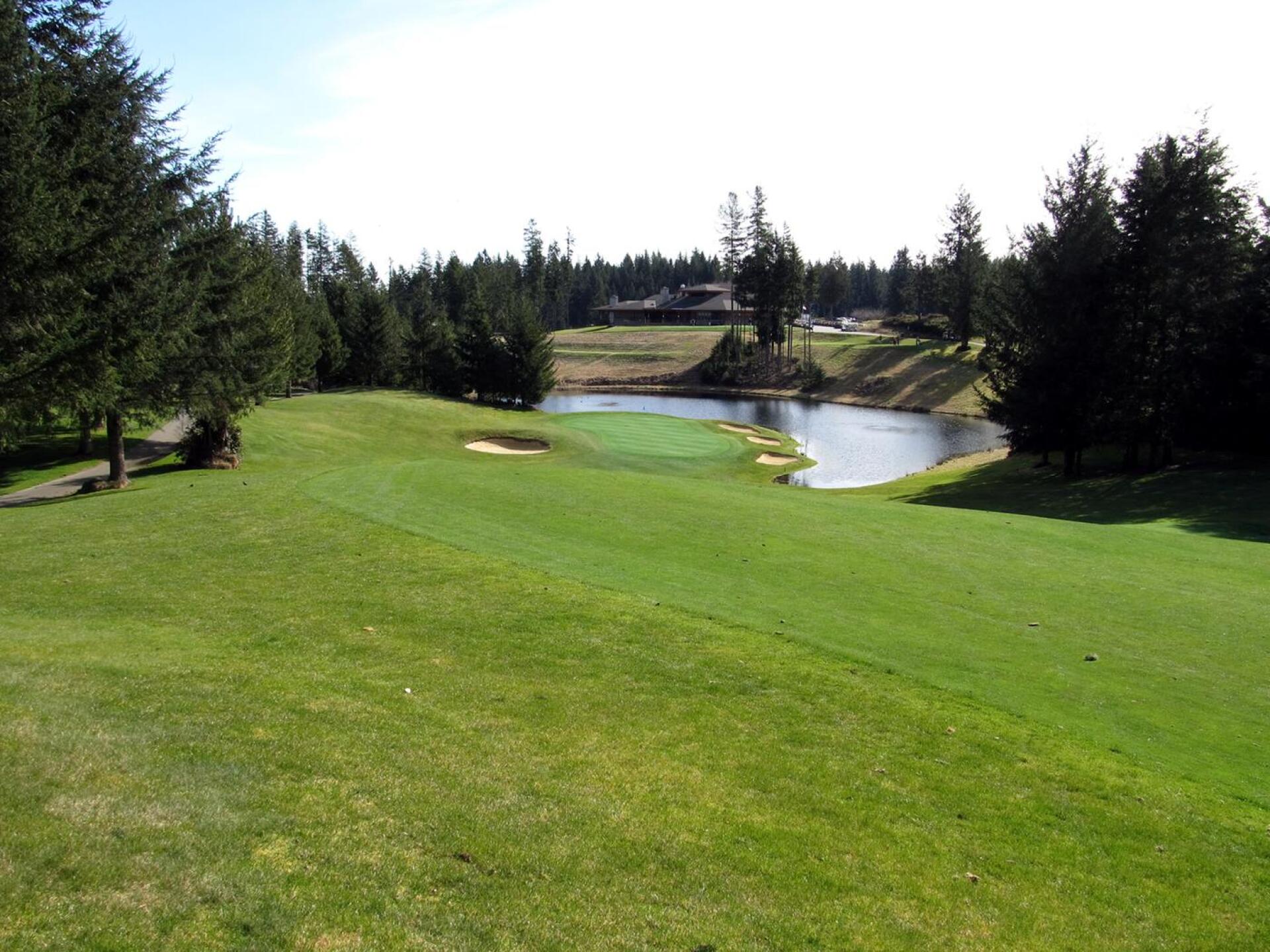 Gold Mountain, Olympic Course, Hole 9, Par 5, 621 yds (Photo submitted by DYakimec on 05/23/2017)