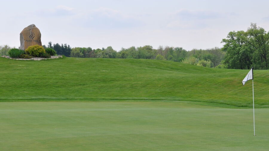 Mystic Hills GC