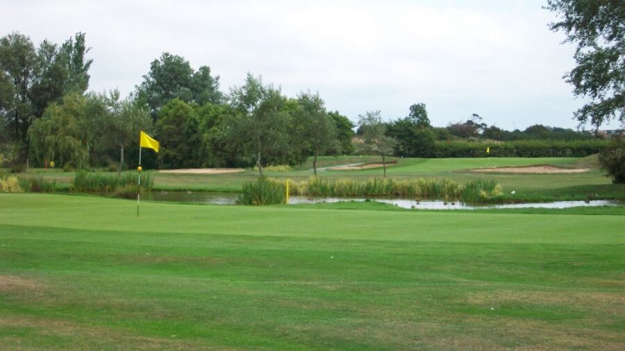Clancton-on-Sea's 16th hole