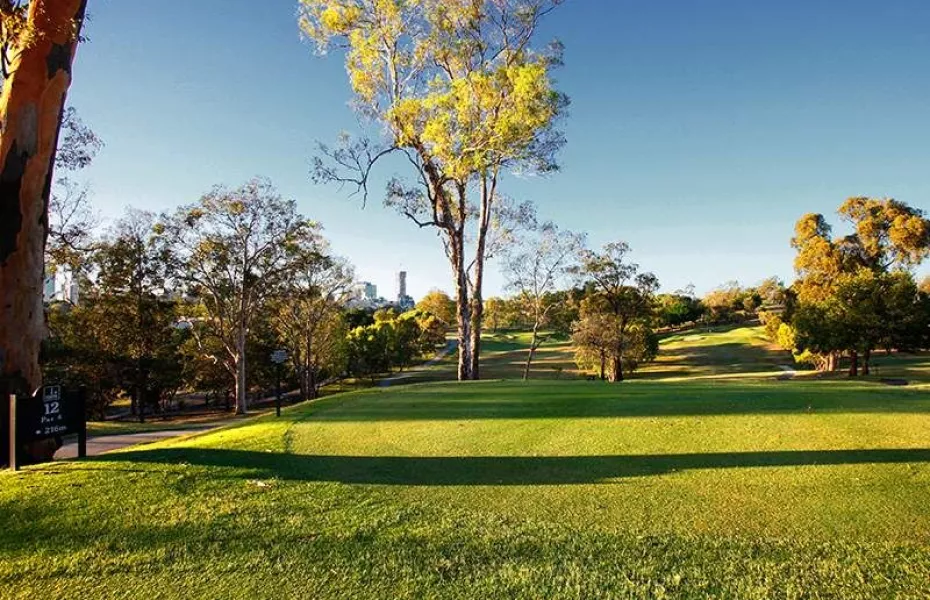 ictoria Park Golf