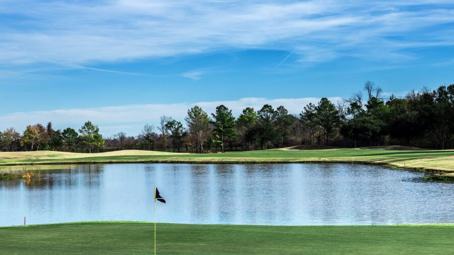 Oakwing GC