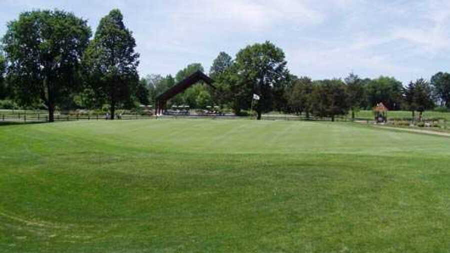 Bluff Creek GC: #18