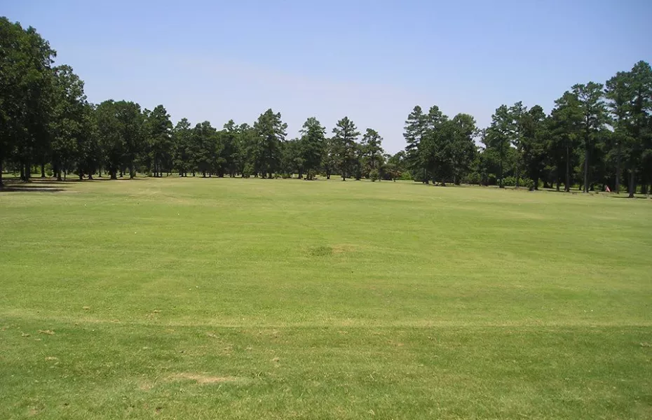 Pines GC: Driving range