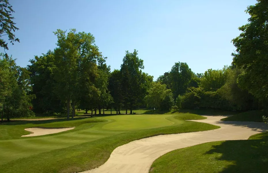 Paris International GC: #1