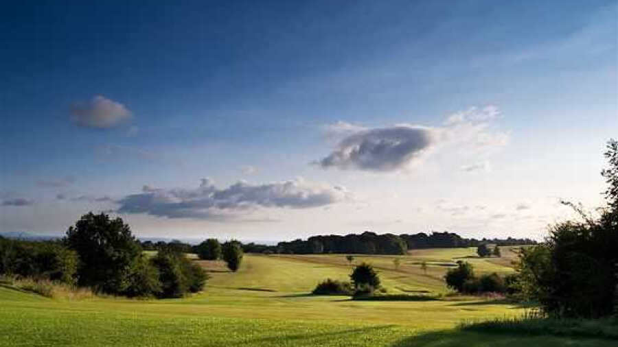 7th hole at Stinchcombe Hill
