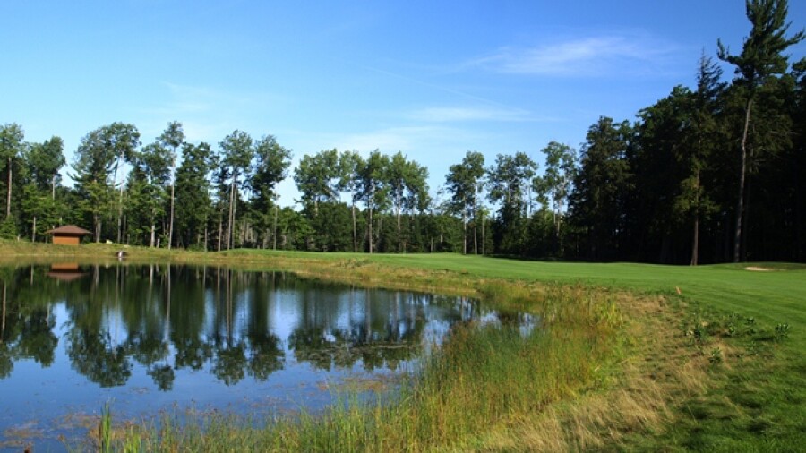 Black Lake G.C. - hole 11